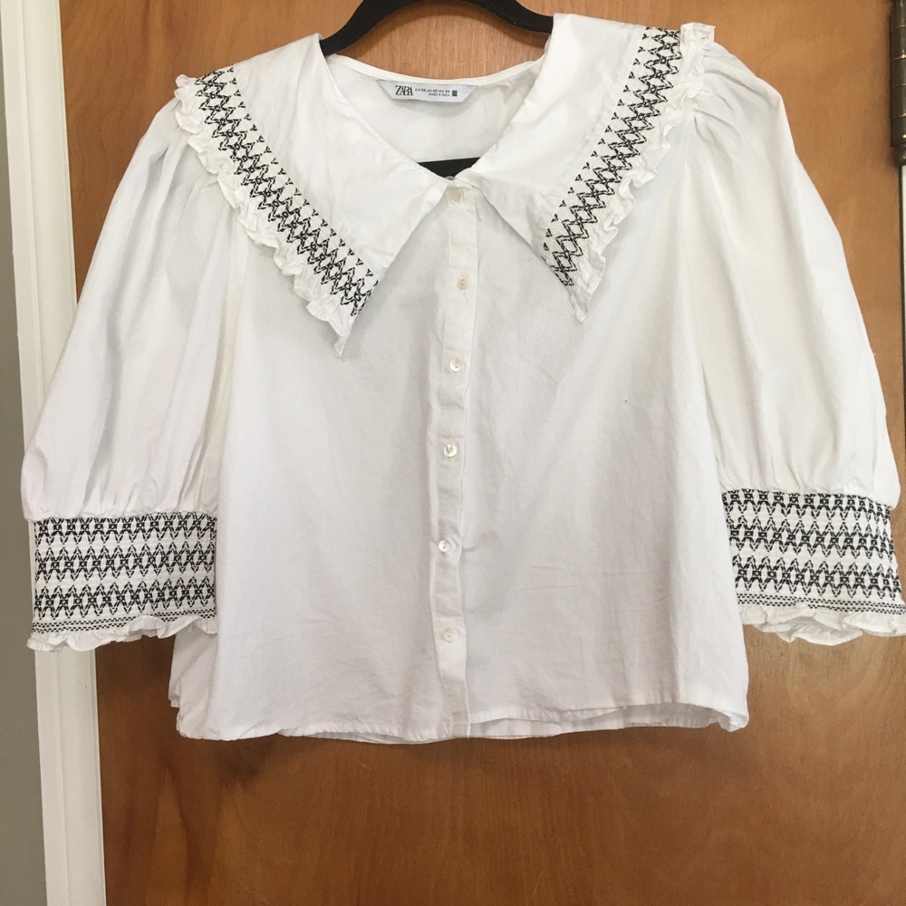 Zara Blouse XS Smocked Pointed Peter Pan Collar Puff Sleeve